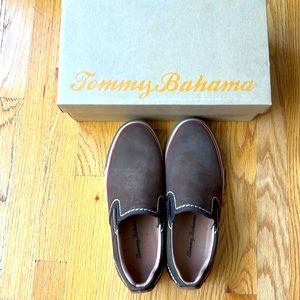 Tommy Bahama leather brown slip on shoes 11